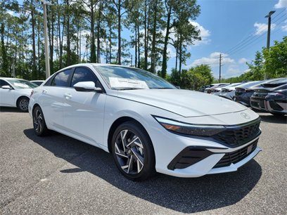 New 2025 Hyundai Elantra Limited