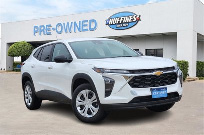 Certified 2024 Chevrolet Trax LS w/ Driver Confidence Package