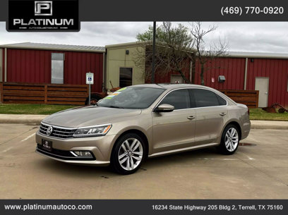 Used 2017 Volkswagen Passat 1.8T SE