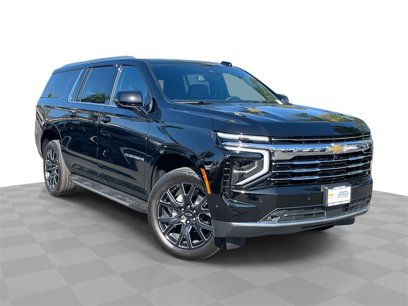 New 2025 Chevrolet Suburban LT w/ Comfort Package