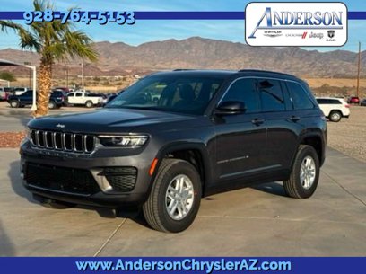 New 2025 Jeep Grand Cherokee Laredo w/ Trailer Tow Package