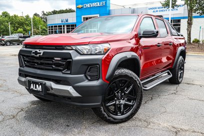 New 2025 Chevrolet Colorado Trail Boss w/ Midnight Edition