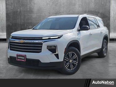 New 2025 Chevrolet Traverse LT w/ Driver Confidence Package