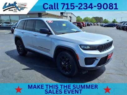 Used 2024 Jeep Grand Cherokee Altitude