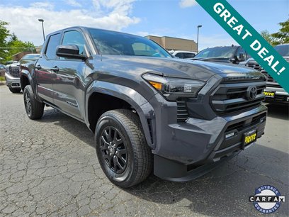 Used 2025 Toyota Tacoma SR5