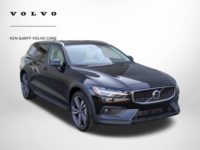 New 2026 Volvo V60 B5 Cross Country Plus w/ Climate Package