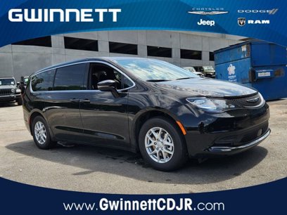 New 2025 Chrysler Voyager LX