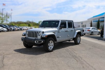 Used 2023 Jeep Gladiator Sport