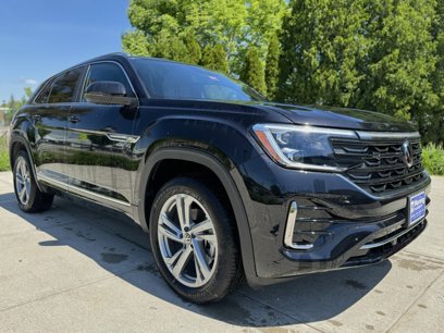 New 2024 Volkswagen Atlas Cross Sport SEL R-Line