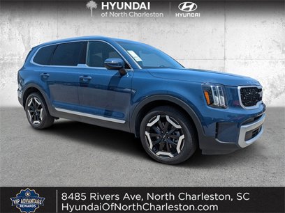 Used 2023 Kia Telluride EX w/ EX Captain's Chair Package