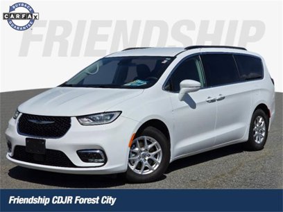 Used 2022 Chrysler Pacifica Touring-L