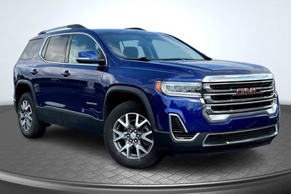 Used 2023 GMC Acadia SLE w/ Driver Convenience Package