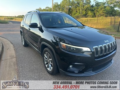Used 2019 Jeep Cherokee Latitude Plus w/ Comfort/Convenience Group
