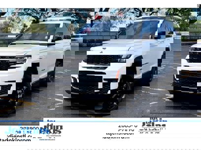 Used 2023 Jeep Grand Cherokee L Laredo