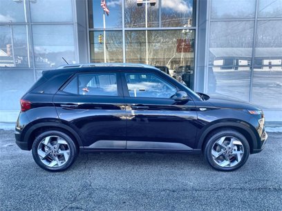 Used 2024 Hyundai Venue SEL