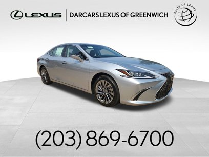 New 2025 Lexus ES 300h w/ Luxury Package