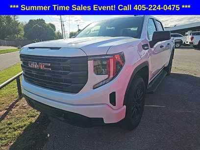 New 2025 GMC Sierra 1500 Pro w/ Graphite Edition