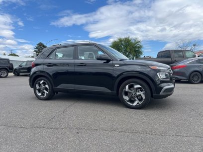 Used 2022 Hyundai Venue SEL