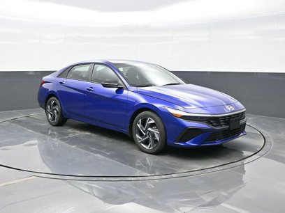 New 2025 Hyundai Elantra SEL