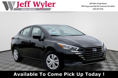 New 2025 Nissan Versa S w/ Trunk Package