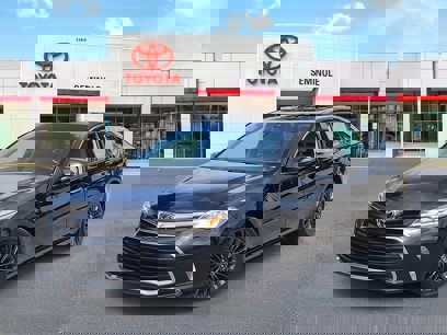 Used 2017 Toyota Avalon Touring