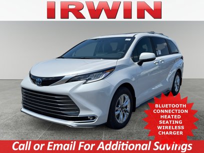 New 2025 Toyota Sienna Limited