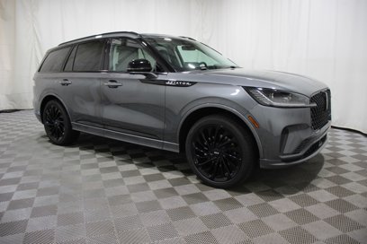 New 2025 Lincoln Aviator Reserve w/ Jet Appearance Package