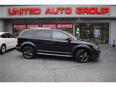Used 2018 Dodge Journey Crossroad w/ Nav & Sun Group