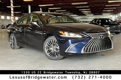 New 2025 Lexus ES 300h w/ Premium Package