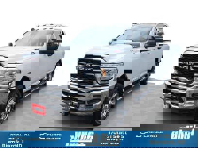 Used 2024 RAM 2500 Tradesman w/ Chrome Appearance Group