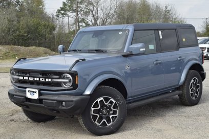 New 2024 Ford Bronco Outer Banks