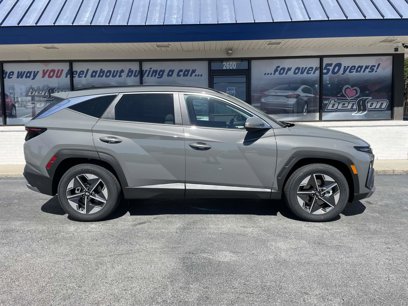 New 2025 Hyundai Tucson SEL