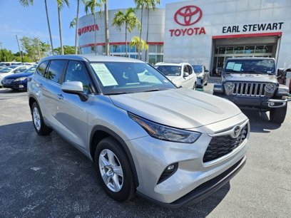 Certified 2024 Toyota Highlander LE