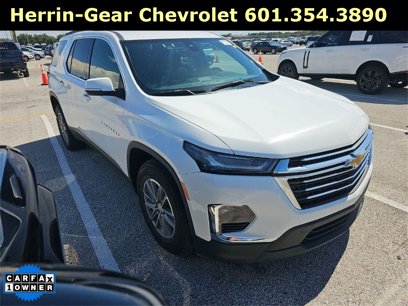 Used 2023 Chevrolet Traverse LT