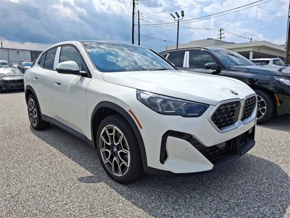 New 2025 BMW X2 xDrive28i w/ Premium Package