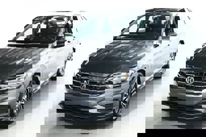 Certified 2020 Volkswagen Jetta SE w/ SE Cold Weather Package