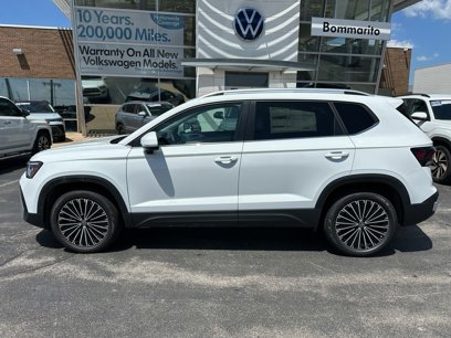 Used 2025 Volkswagen Taos SE