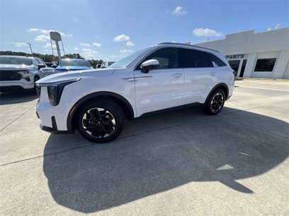 Used 2024 Kia Sorento S