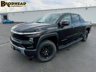 New 2025 Chevrolet Silverado EV LT