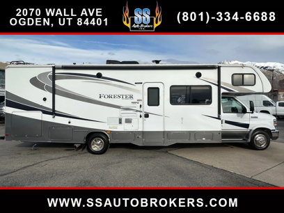 Used 2016 Ford E-450 and Econoline 450 Super Duty w/ Motorhome Prep Package