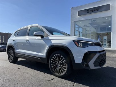 New 2025 Volkswagen Taos SE