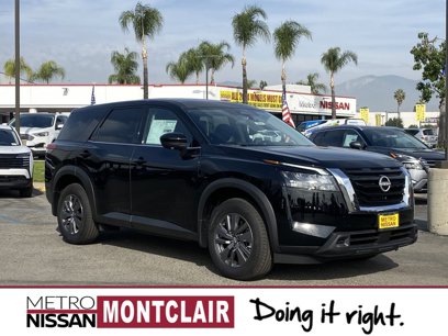 New 2025 Nissan Pathfinder S
