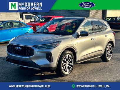 New 2023 Ford Escape SE w/ PHEV Premium Package