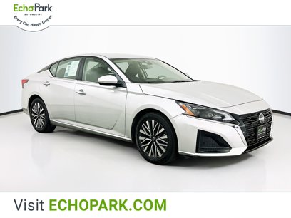 Used 2023 Nissan Altima 2.5 SV