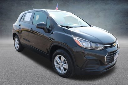 Used 2022 Chevrolet Trax LS w/ Tint and Cruise Package