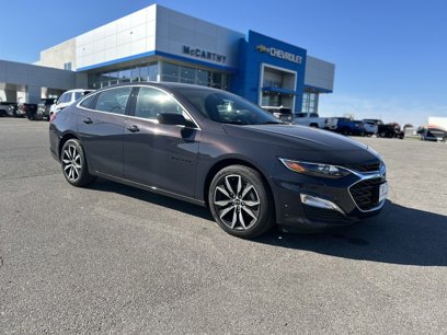 New 2025 Chevrolet Malibu RS w/ LPO, Floor Liner Package