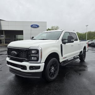 New 2025 Ford F350 Lariat