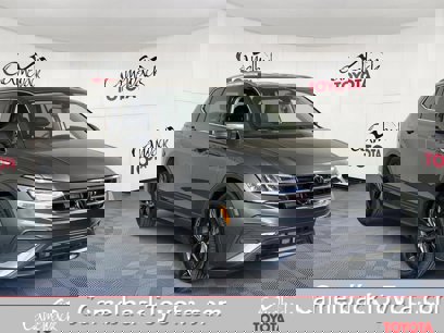 Used 2024 Volkswagen Tiguan SE