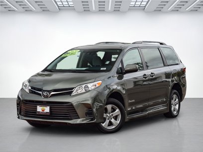 Used 2020 Toyota Sienna LE