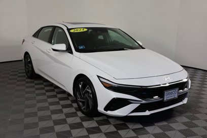 Certified 2024 Hyundai Elantra SEL w/ Convenience Package